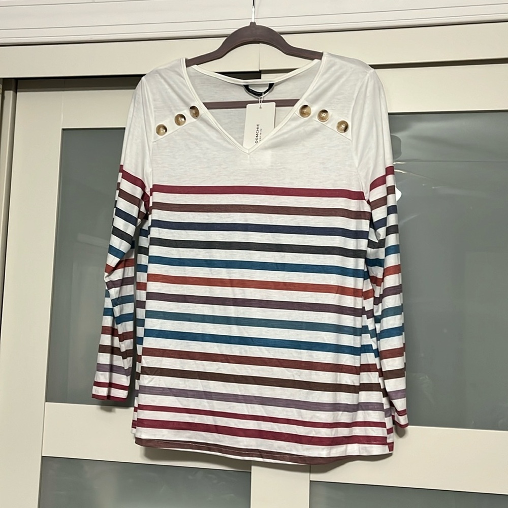3/$25 Long sleeves V-neck stripe top sz 10